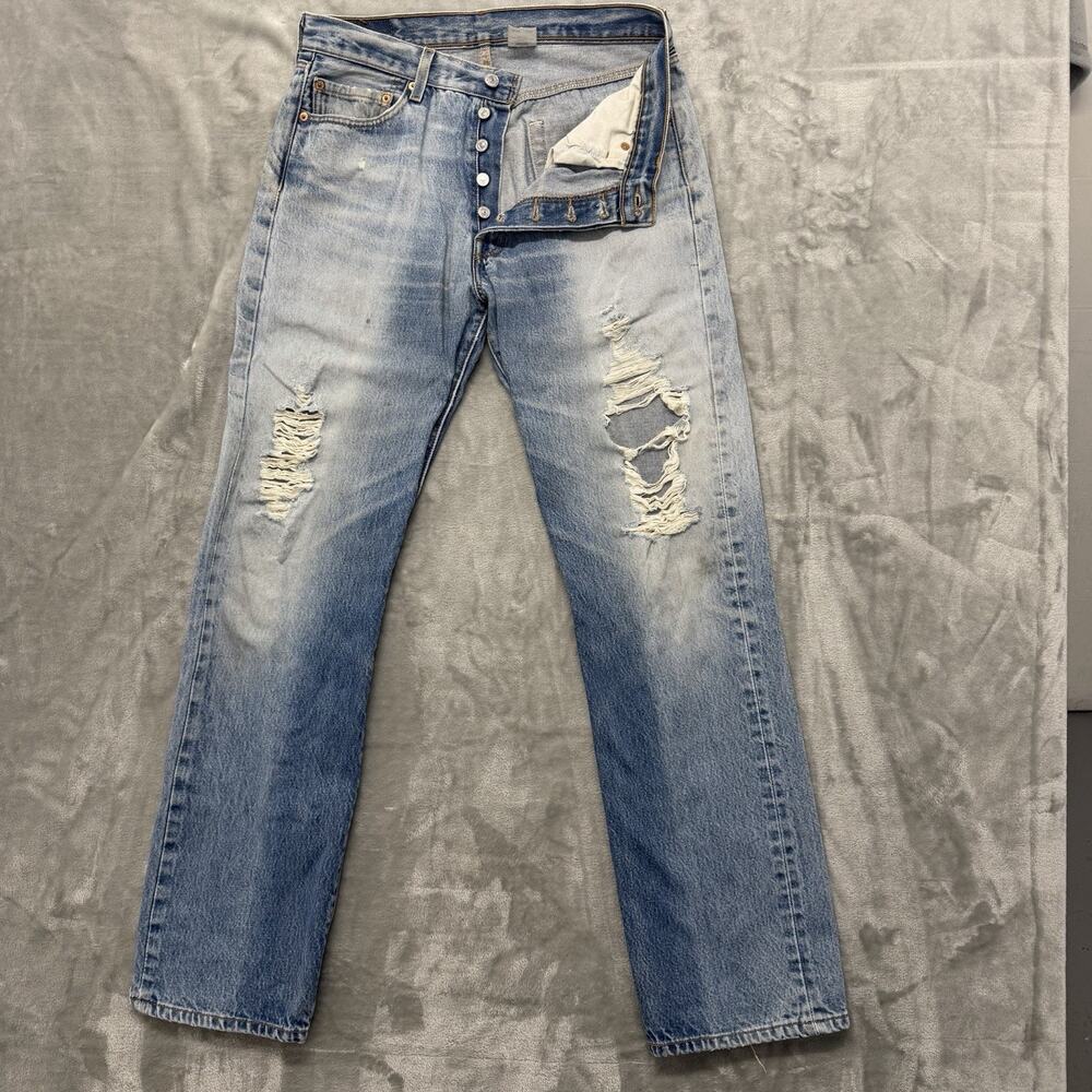 Vintage Levis 501 Men’s 35x36 (Fits32x34) Button Fly Distressed Jeans Y2K 2004